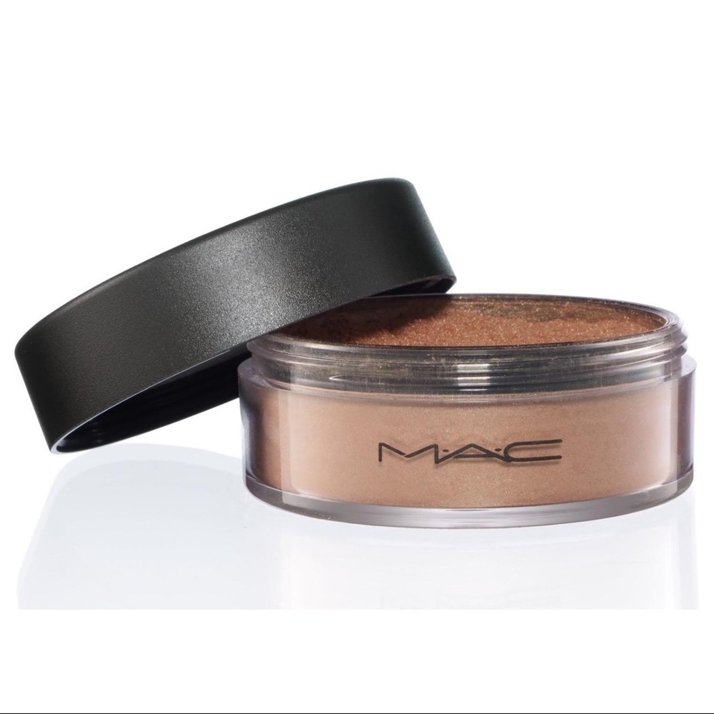 MAC Select Sheer Loose Powder NW45